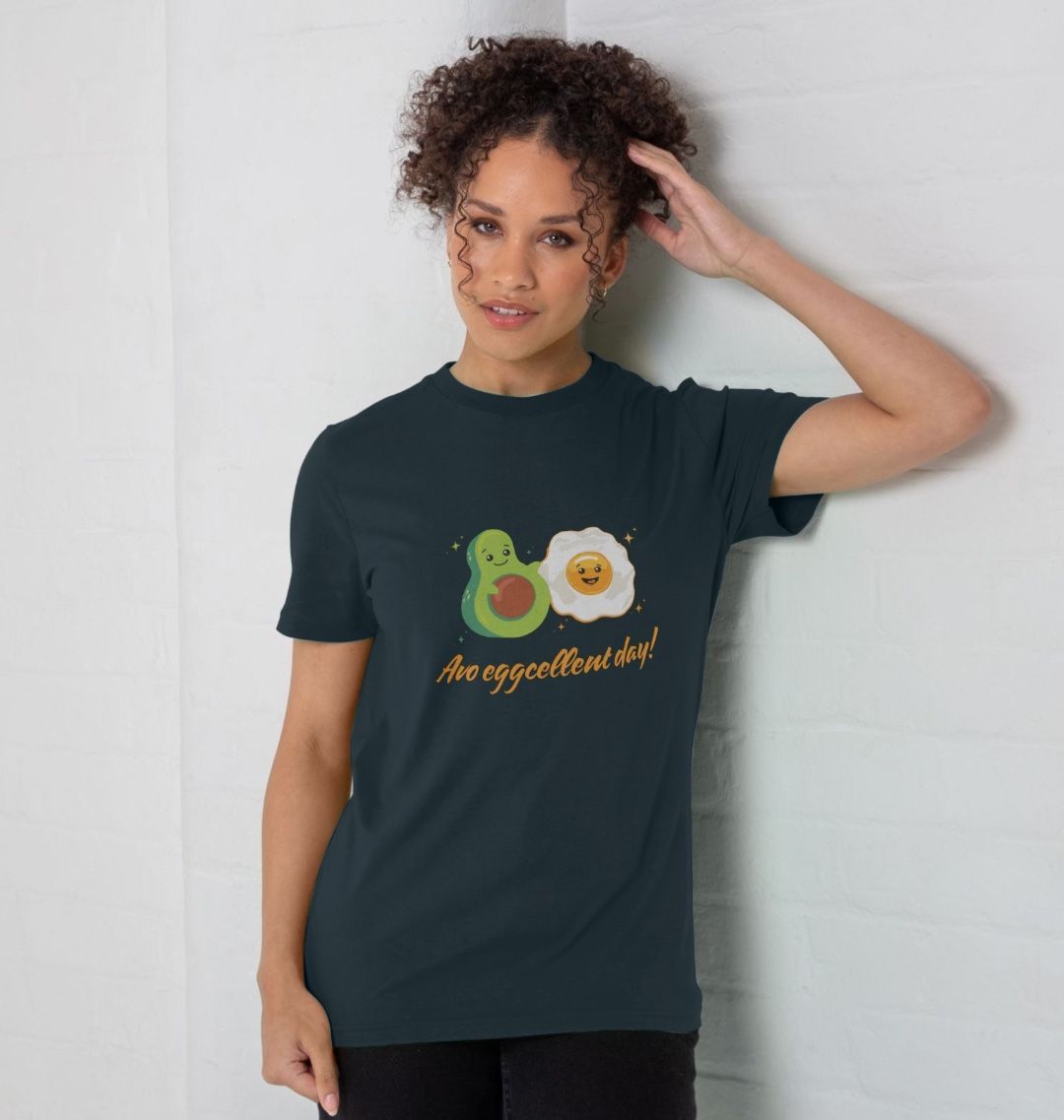 Avo Eggcellent Day - Unisex 100% Organic T-Shirt