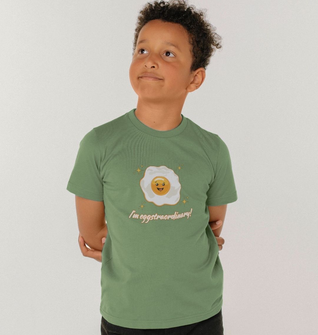 I'm eggstraordinary - 100% Organic Kids T-Shirt
